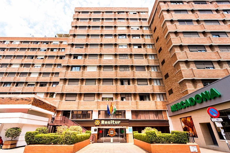 Apartamentos Elegance Resitur