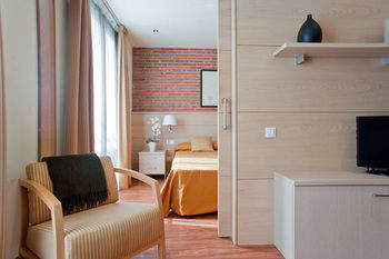 Serennia Apartamentos Arc De Triomf