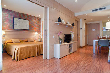 Serennia Apartamentos Arc De Triomf