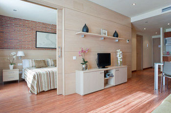Serennia Apartamentos Arc De Triomf