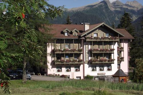 Hotel Canada