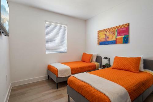 Luxury Modern 5br House @midtown W/guest House