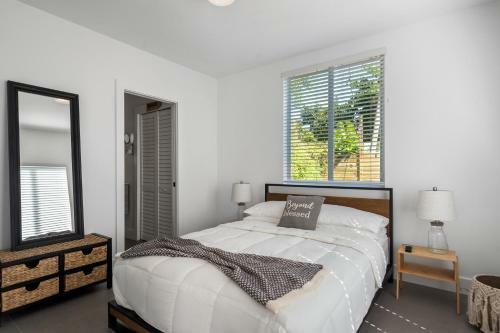 Luxury Modern 5br House @midtown W/guest House