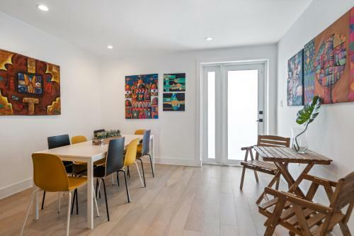 Luxury Modern 5br House @midtown W/guest House