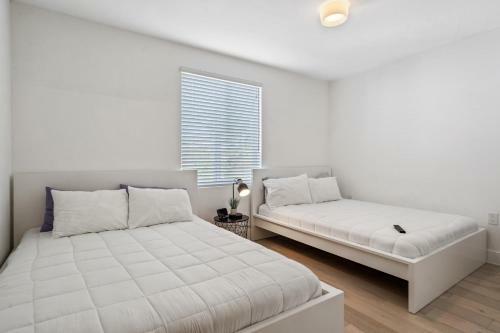 Luxury Modern 5br House @midtown W/guest House