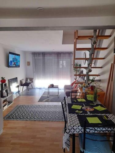 Maison D'une Chambre Avec Jardin Clos Et Wifi A Brevonnes