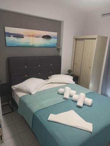 Marina Apartments & Studios