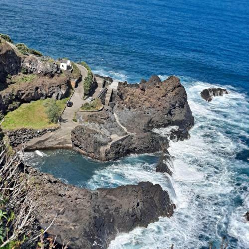 Chal� Seixal-sea View