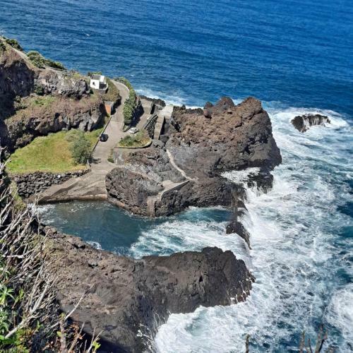 Chal� Seixal-sea View