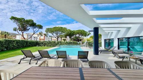 Villa Waterfall - Luxury Villa 10min From The Center
