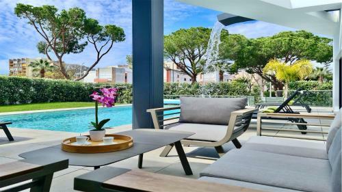 Villa Waterfall - Luxury Villa 10min From The Center
