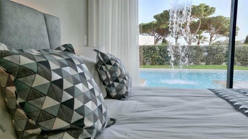 Villa Waterfall - Luxury Villa 10min From The Center