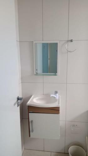 Apartamento Novo / 2 Vagas De Garagem / Wi-fi