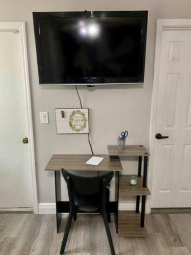 Hostal Carrollwood Studio