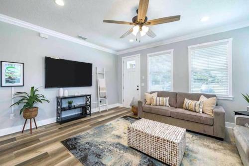 Beautiful Tampa Home Centrally Located!