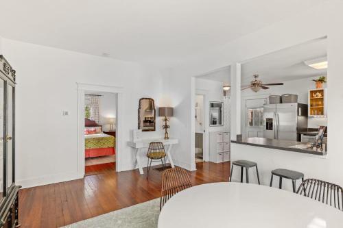 George's Place