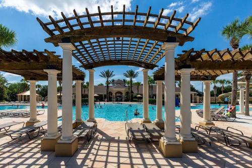 Beautiful 6bd Pool Gm Hm The Windsor Hills-7767ts