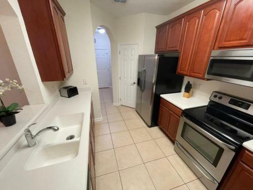 Is2 110 - 3 Bedrooms Near Universal Studios