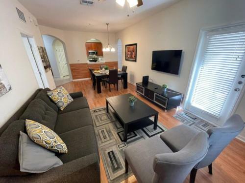 Is2 110 - 3 Bedrooms Near Universal Studios