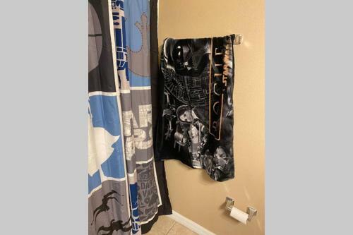 Cozy Comfortable Star-wars Family House W Private Heated Pool