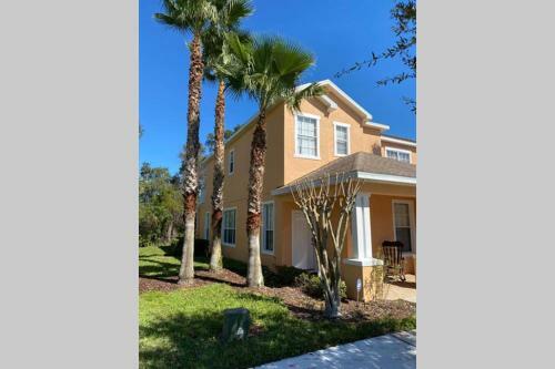Cozy Comfortable Star-wars Family House W Private Heated Pool