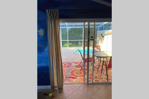 Cozy Comfortable Star-wars Family House W Private Heated Pool