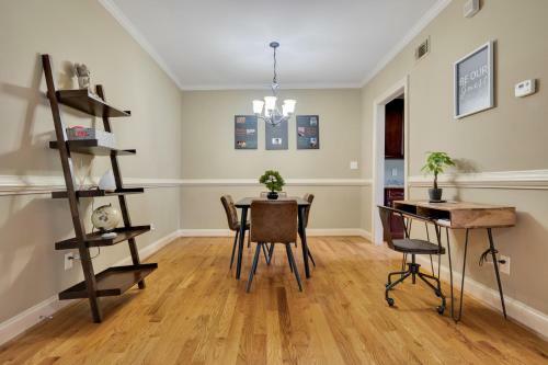 Apartamento Cozy Midtown Apt Near Local Entertainment