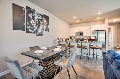 Idyllic Atlanta Townhome About 11 Mi To Dtwn!