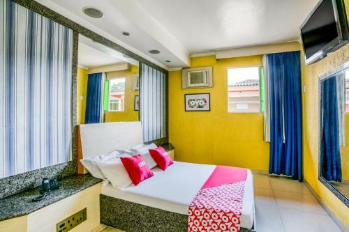 Oyo Nobs Hotel