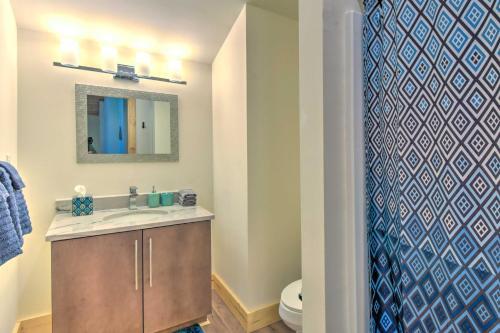 New Construction With Modern Design And Hot Tub!