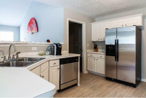 Chateau Allegra-sleep 8-clean, Spacious, & Stylish