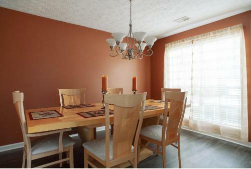 Chateau Allegra-sleep 8-clean, Spacious, & Stylish
