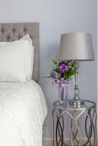 Chateau Allegra-sleep 8-clean, Spacious, & Stylish