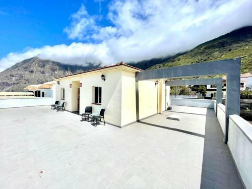 Studio Apartment, Freewifi, Great View From Terrace