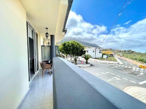 Two Bedroom Apartment, Freewifi Balcony, Great View In Frontera