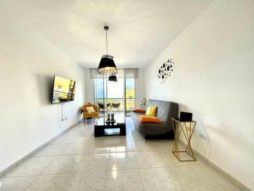 Two Bedroom Apartment, Freewifi Balcony, Great View In Frontera