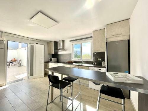 Two-bedroom House 5, Freewifi, Ac, Bbq, Mountain View