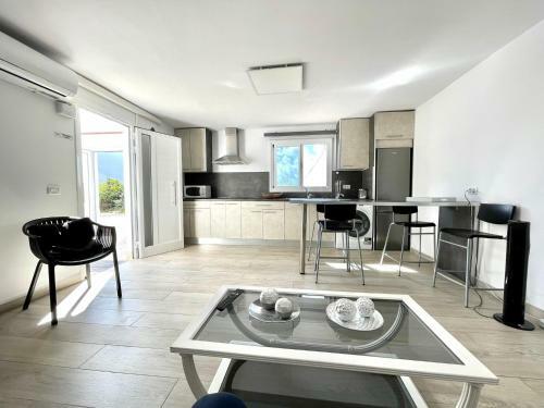Two-bedroom House 5, Freewifi, Ac, Bbq, Mountain View