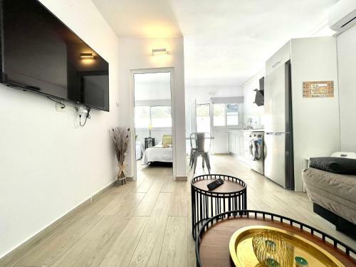 One Bedroom House 2, Wifi, Ac, Mountain View