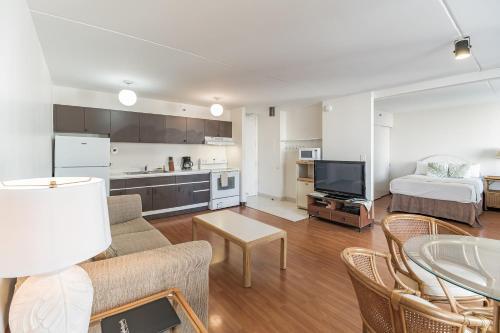 Tower 1 Suite 1408 - Qe Home