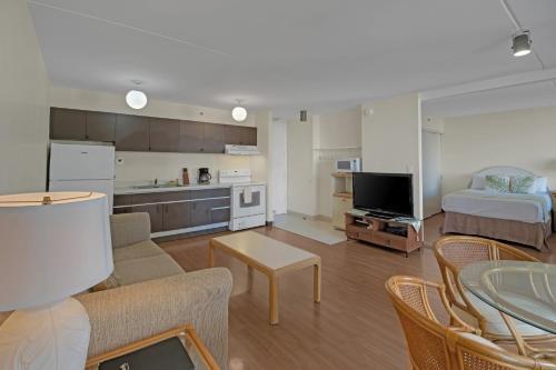 Tower 1 Suite 1408 - Qe Home