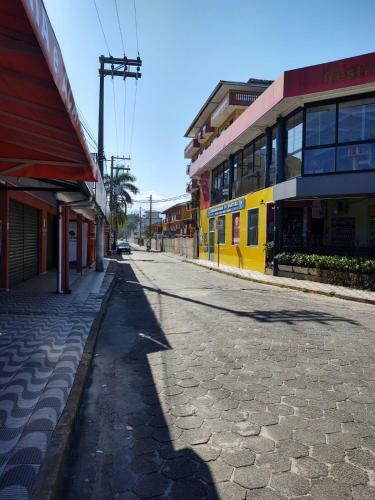 Apartamento Ubatuba - Praia Grande - 200m Da Praia