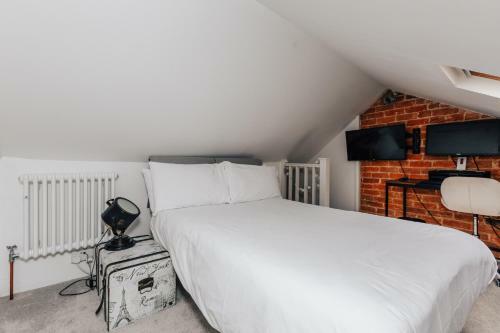 Wood House - Pet Friendly