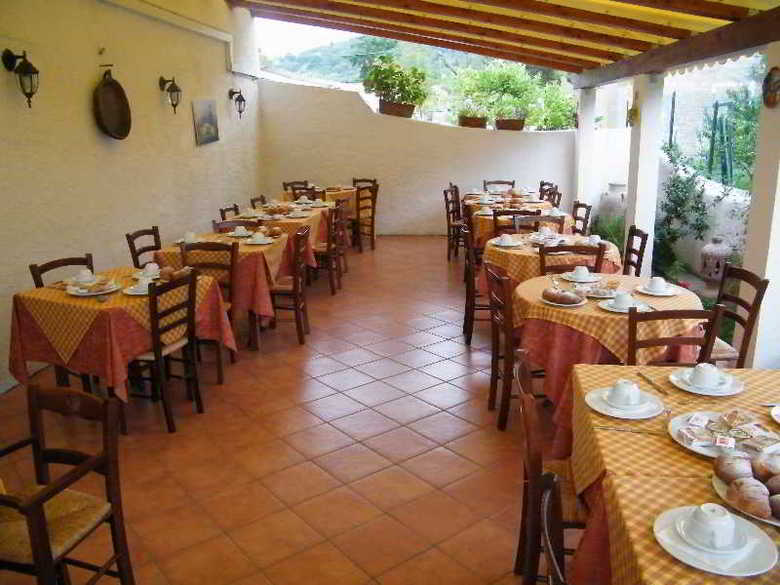 Hotel Villaggio Tab�