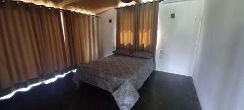 Villa Santorini Praia Do Rosa Com Piscina E Jacuzzi