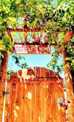 Hostal Flats Home Su�te Home Taipu