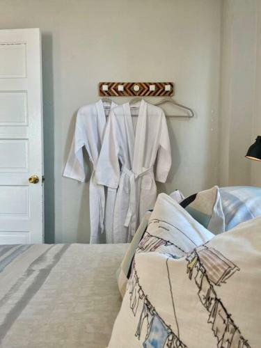 Tranquil Apartment For R&r In Historic Uptown