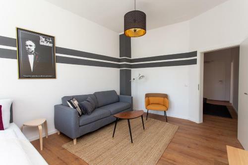 Full House Apartment Hotel