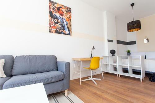 Full House Apartment Hotel