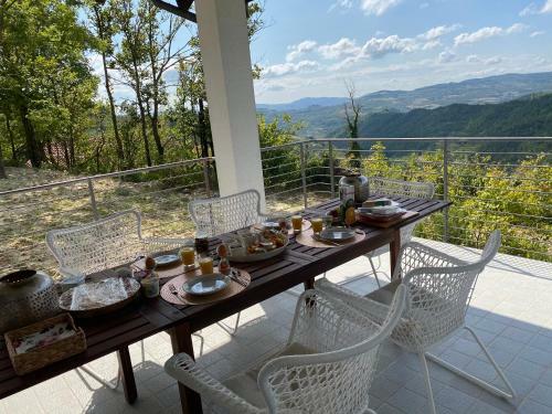 Pool Villa With View On The Langhe Hills